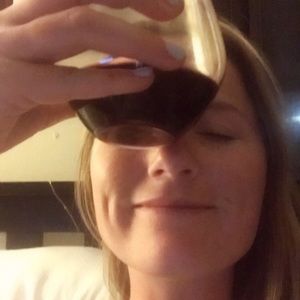 Meet your Posher, Carly